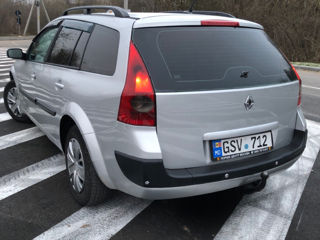 Renault Megane foto 2