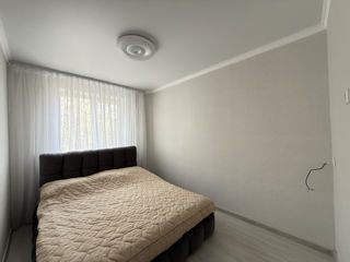 Apartament cu 3 camere,  9 cartier,  Bălți,  Bălți mun. foto 2