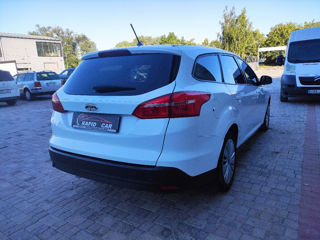 Ford Focus foto 6