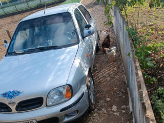 Nissan Micra foto 2