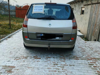 Renault Scenic foto 2