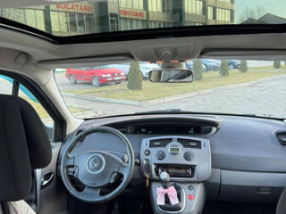 Renault Scenic foto 9