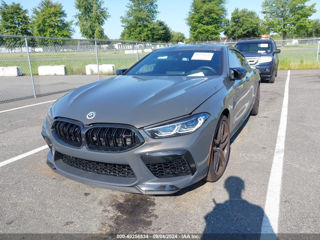 BMW M8 foto 3