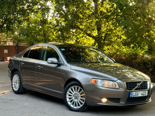 Volvo S80 foto 2