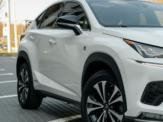 Lexus NX Series foto 8