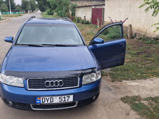 Audi A4 foto 1