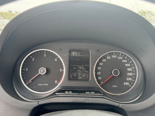 Volkswagen Polo foto 8