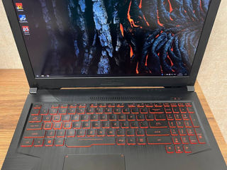 Asus TUF Gaming (Core i7-8750H /Ram 16Gb DDR4/ 1TB SSD / GeForce GTX1060 / 15.6" FHD IPS) foto 6