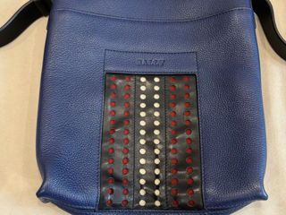 Продам сумку Cross body Bally оригинал 100% foto 2