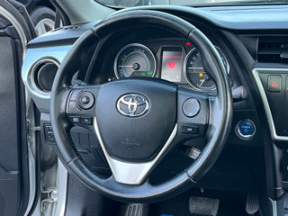 Toyota Auris foto 9