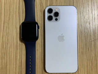 iPhone 12 Pro + Apple Watch 6 44mm