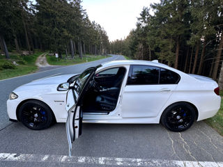 BMW 5 Series foto 3