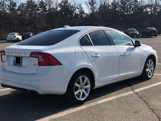 Volvo S60 фото 2