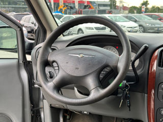 Chrysler Voyager foto 8