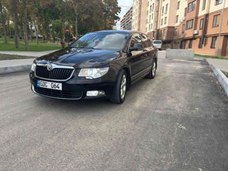 Skoda Superb foto 2