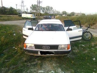 Audi 100 foto 5