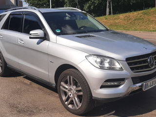 Mercedes M-Class foto 8