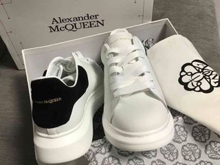 Alexander McQueen foto 3