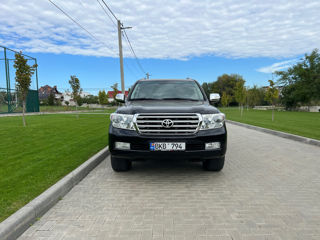 Toyota Land Cruiser foto 1