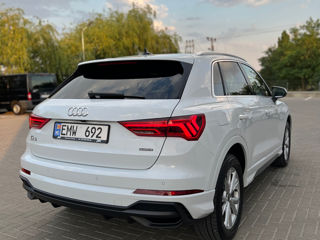 Audi Q3 foto 2