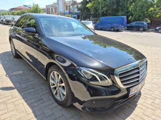 Mercedes E-Class foto 2