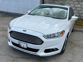 Ford Fusion foto 4