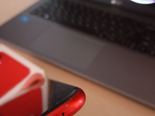 Iphone 11 (Red Product) фото 6