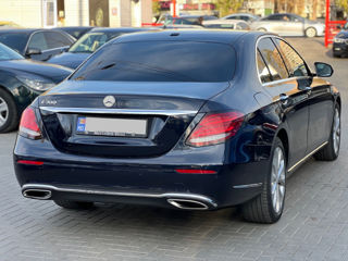 Mercedes E-Class foto 3