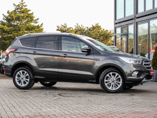 Ford Kuga foto 4