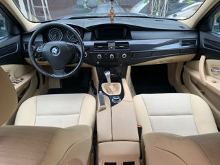 BMW 5 Series foto 7