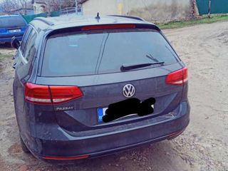 Volkswagen Passat foto 2