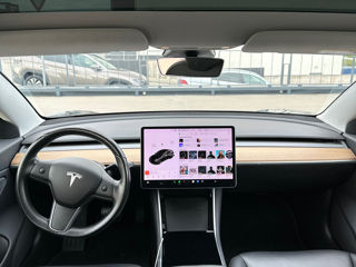 Tesla Model 3 foto 5