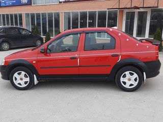 Dacia Logan foto 4