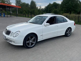 Mercedes E-Class foto 3