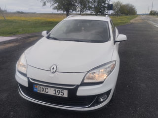 Renault Megane foto 2