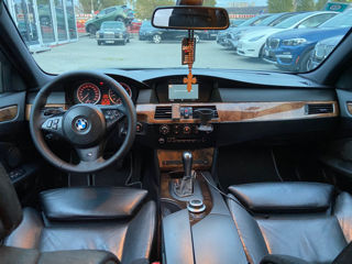 BMW 5 Series foto 17