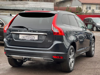 Volvo XC60 foto 8