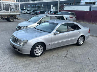 Mercedes E-Class foto 3