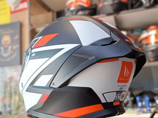 MT helmet foto 6