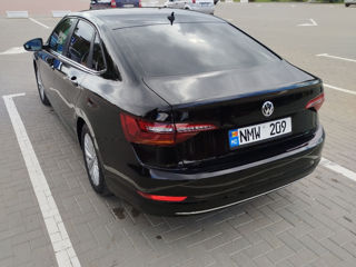 Volkswagen Jetta foto 6