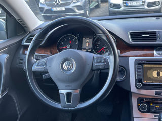 Volkswagen Passat foto 8