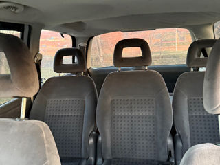 Volkswagen Sharan foto 8