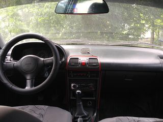 Mazda 323 foto 6