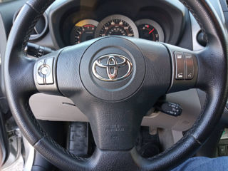 Toyota Rav 4 foto 10