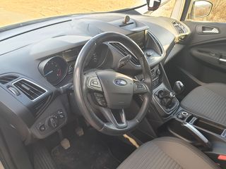 Ford C-Max foto 9