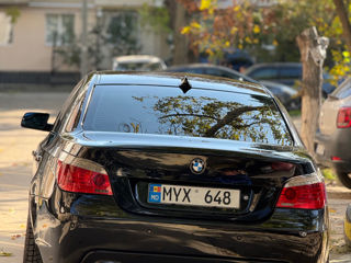 BMW 5 Series foto 3