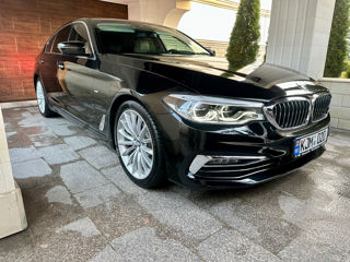 BMW 5 Series foto 2