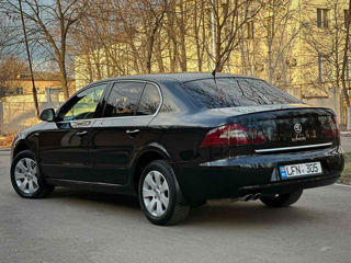 Skoda Superb foto 6