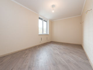 Apartament cu 2 camere, 68 m², Botanica, Chișinău foto 5