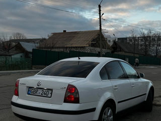 Volkswagen Passat foto 2